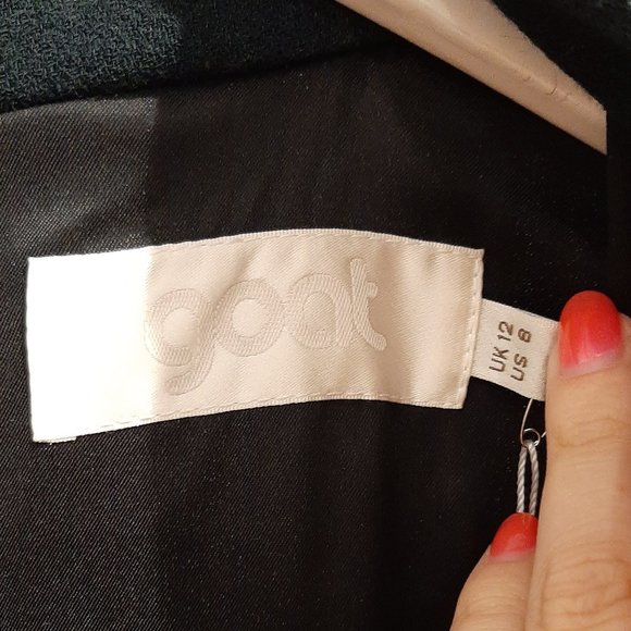 Elegant Dark Green Midi Dress - Picture 3 of 3